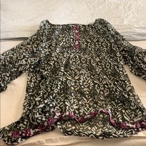 Sheer poly tunic with bell sleeves 2x